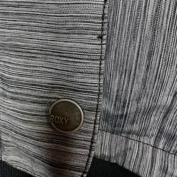 Roxy woman’s Snowboard insulated Jacket size S - Picture 9 of 15